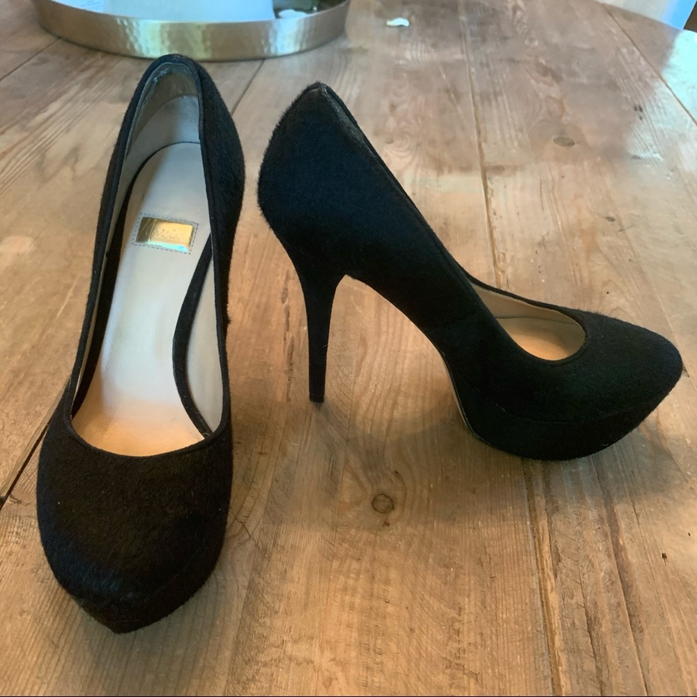 Marciano Pumps Platform Heels. Sexy!